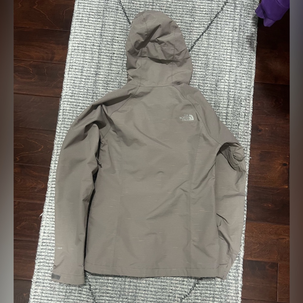 Northface Rain Jacket - image 7